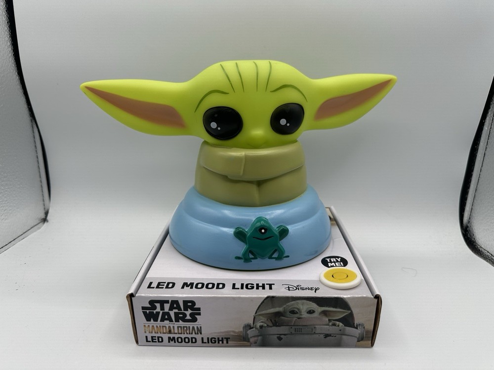 Star Wars The Mandalorian The Child Mood Light 30 Minutes Shut Off 10.6”x5.9”