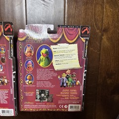lot o 2 The Muppet Show 25 Years Kermit The Frog & Fozzie Vac ToyFare Exclusive