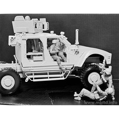 Master Box 35170 US Modern Army Middle East Present day Man Down! 1/35
