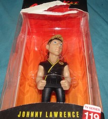 damaged box Minix Collectible Figurines Cobra Kai Johhny Lawrence ( 11834 ) 119