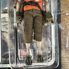 3A Ashley Wood 1/12th Tomorrow King Yoji And Severed Bot Head Action Portable