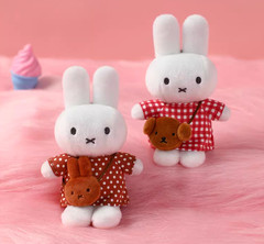 💡 Vipo x Miffy Traveling Series Plush One Random Blind Box