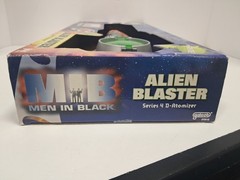 Men In Black – ALIEN BLASTER SERIES 4 D-ATOMIZER – New – Galoob – 1997