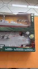 Toys R Us True Heroes Aircraft Carrier & Battleship New In Box 2013