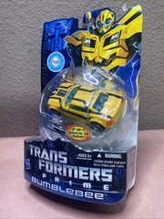 Transformers Prime First Edition Deluxe Class Autobot Bumblebee New