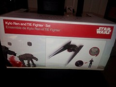 NEW Disney store Kylo Ren and TIE Fighter Ship Star Wars: The Last Jedi 11” L