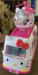Hello Kitty Emergency Ambulance Hospital Playset Jada Toys 2014 w/ Figures