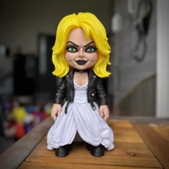 3D Printed Chucky and Tiffany – Bride of Chucky Display figures