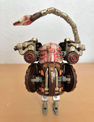 1997 Hasbro Transformers Beast Wars Transmetals Maximal Rattrap Action Figure