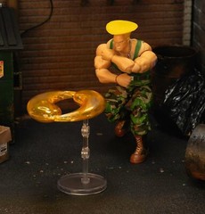 Jada Toys Street Fighter II 6″ Guile Action Figure Official Licensed by Capcom