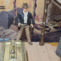 Vintage 1982 Indiana Jones – Well of Souls -WITH BOX!!! (2 bonus figures) Kenner