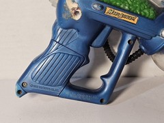 Mars Attacks! Brain Disintegrator Green Ray Gun- works Great!! 1996