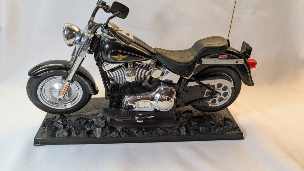 New Bright Harley Davidson Remote Control Motorcycle With Battery & Controller