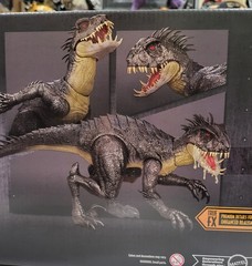 Jurassic World Hammond Collection Scorpios Rex 17 inch Dinosaur Action Figure