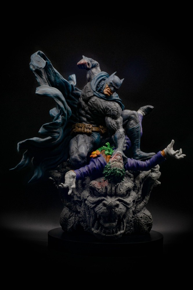 SMDC-01 – BATMAN VS THE JOKER SCULPT MASTER SERIES