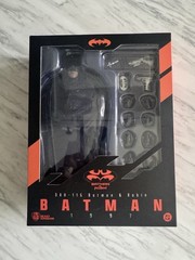 1:16 Batman Action Figure – Beast Kingdom – DAH-116 Batman – W/Accessories – NEW