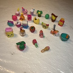 Mini Shopkins lot of 24 mini figures mixed series plus accessories