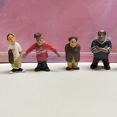 8 HOMIES : Marcos BIG DAWG Night Owl GIGGLES Lil Ghost SCARECROW Conejo SPOOKY