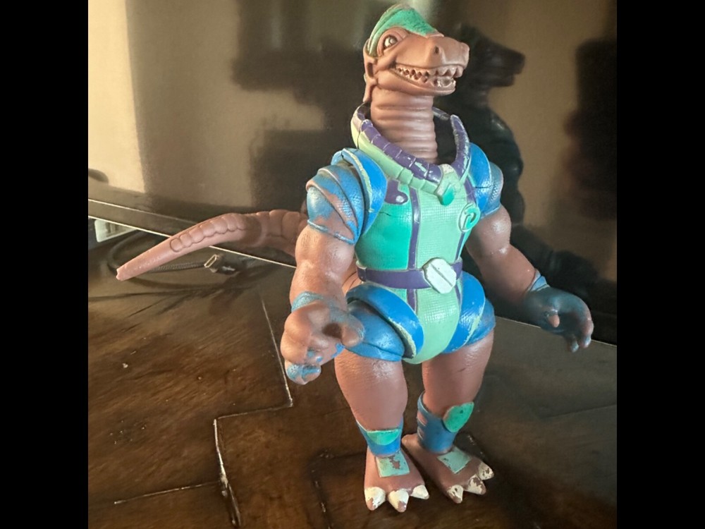 collectibles Dinosaucers Glasslite 1980’s