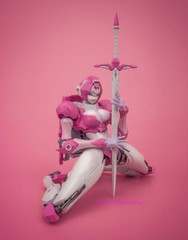 CDL-01 CDL01 RC Arcee with Upgrade Kit MP CDL Action Figures Toys In Stock New