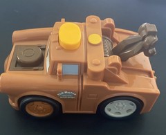 Disney Pixar Cars 2 Mattel Fisher-Price Talking Flashlight Tow Mater Truck 2010!