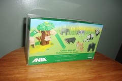 Tomy Ania Panda Bear w/ Babies Animal Figure Toy Set – 3 Inches NIB sealed