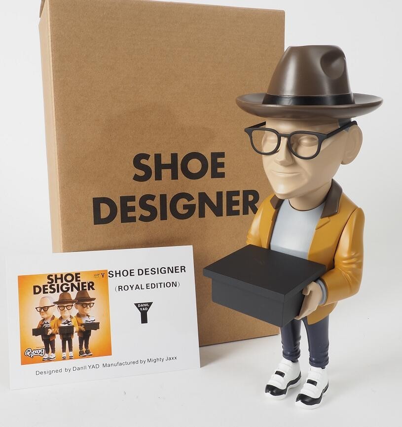 Celebrity Artist Actor Designer Cultural Exclusive Figure (Tinker Hatfield)