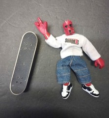 Citizen Urban Suspekt Max Figure And Skateboard