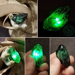Grogu Baby Yoda green kyber crystal jedi magnetic Resin cast prop Mandalorian