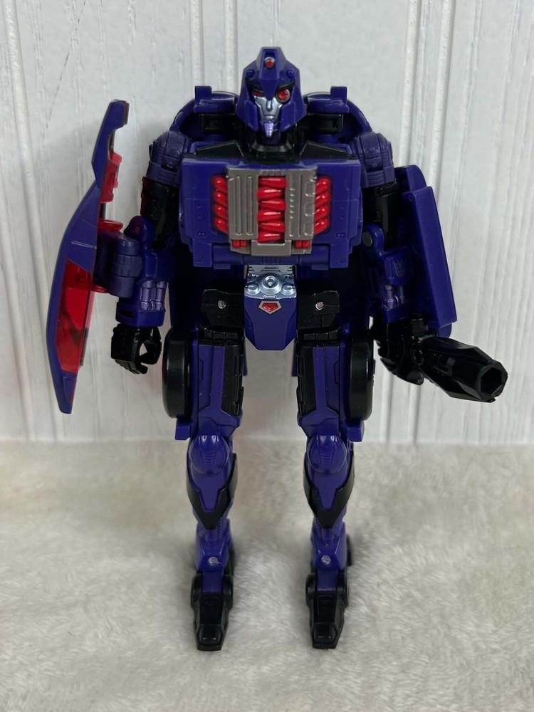 Transformers Legacy Evolution Shadow Striker Deluxe Class Complete