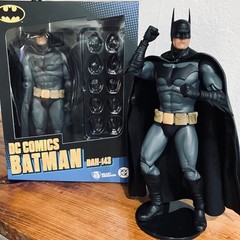 Batman DC Comics Beast Kingdom DAH-143 Dynamic 8ction Heroes Action Figure