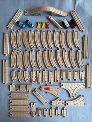 LOT of Vintage Thomas The Train Wooden Railway Tracks 69 Pieces Maron Bridge