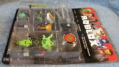 ROBLOX AVATAR SHOP SOCIAL MEDUSA INFLUENCER WITH SELFIE STICK SET