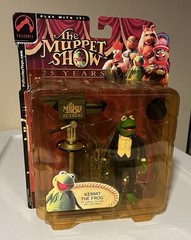 2002 Palisades Kermit The Frog In Tuxedo Action Figure ‘The Muppet Show NIB