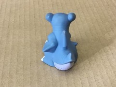 B. 2009 Pokemon Finger Puppet Gabite Figure Gotta Catch Them All Nintendo Banda