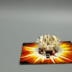 Bakugan Hynoid 510G Pearl White Haos B1 Classic Battle Brawlers