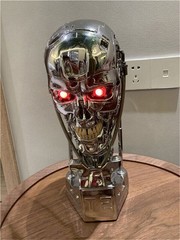 US Terminator Arnold T2 T800 1:1 Endoskeleton Resin Skull Bust Statue LED Eyes