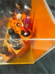 Zuru 5 Surprise NBA Ballers Display Case with Figures RARE