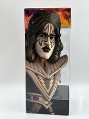 KISS Minix Collectible Vinyl Figurine Space Man Music Serie 103
