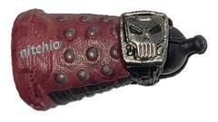 Mezco One:12 Doc Nocturnal Monster – ARMORED GAUNTLETS & NIGHT WRISTWATCH 1/12