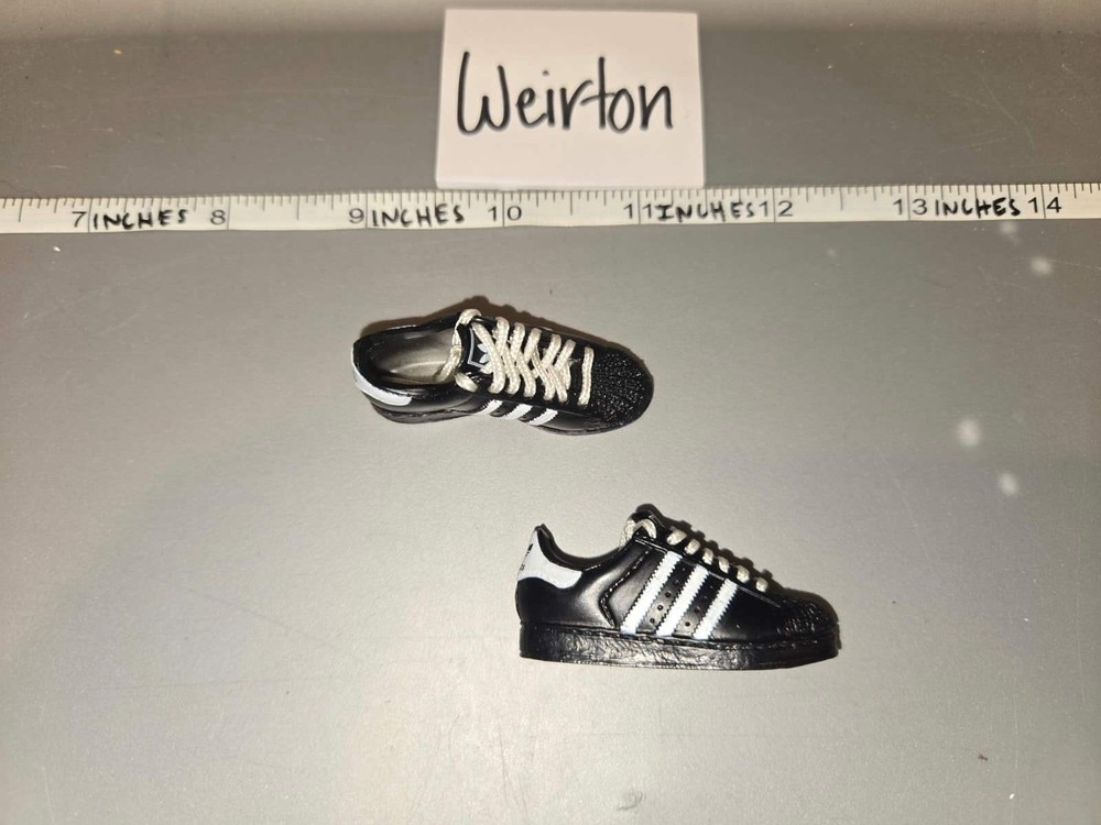 1/6 Scale Modern Tennis Shoes