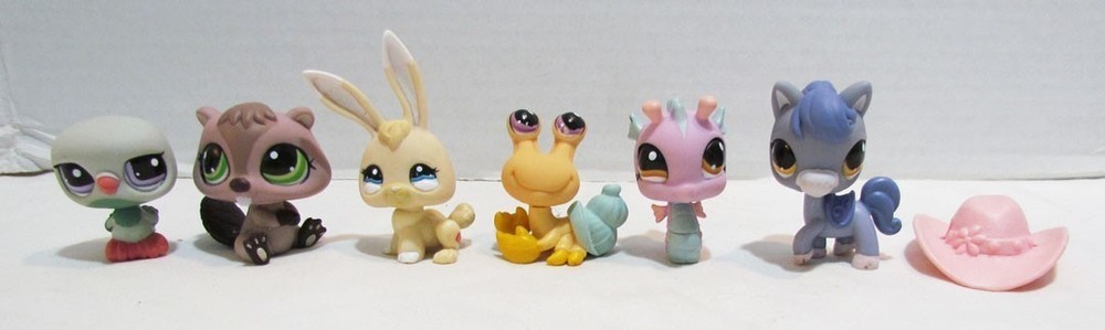 LITTLEST PET SHOP 6 FIGURES FROM 2009 LPS PETS AROUND THE WORLD BEAVER PONY +