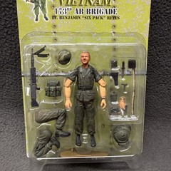 Ultimate Soldier LT Benjamin Six Pack Reyes 173rd AB Brigade XD Vietnam Figure