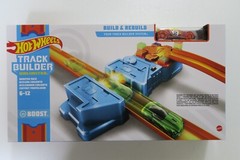 Hot Wheels Track Builder Booster Pack with 1 Red Car GBN81