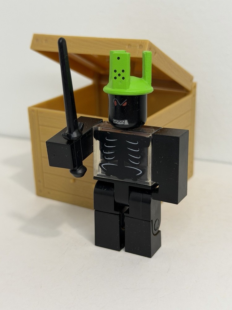 ROBL0X 1x1x1x1 Series 2 Figure COMPLETE with BOX Green Crown Black Sword NO CODE