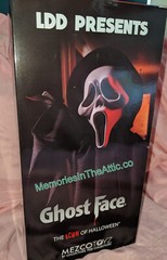 READ Mezco Living Dead Dolls Ghost Face Scream Movie Doll 10″ Knife Edvard Munch