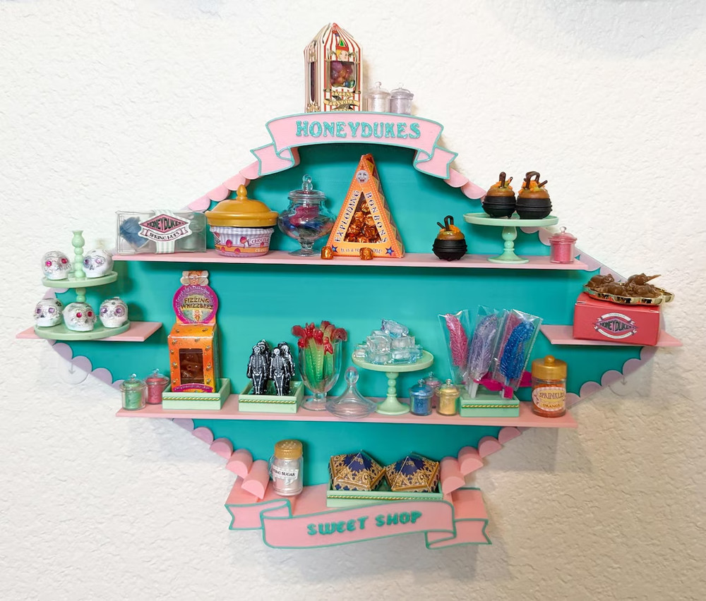 Honeydukes display shelf for Harry Potter miniverse honey dukes shop