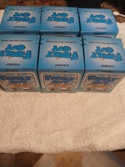 Family Guy Kidrobot Vinyl Figures Freakin Sweet Lot of 6 Sealed Brand New NIB!