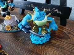 Skylanders Lot: Wash Buckler, Rip Tide, Sprocket & Gold Mystery Chest – Tested