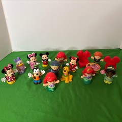 Lot of 13 Fisher Price Little People Figures And Accessories Disney Toys